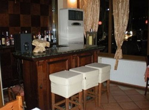 Stavrodromi Hotel Игуменица Екстериор снимка